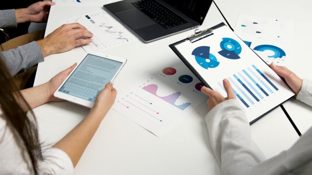 Why the Best SEO Agencies in Singapore Don’t Promise Unlimited Keywords (And What They Do Instead)